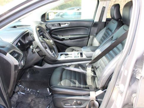 Used 2022 Ford Edge SEL AWD/4WD image 11