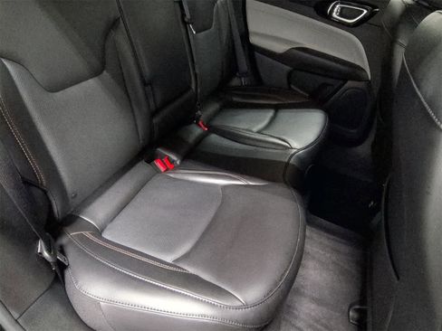 Certified 2023 Jeep Compass Limited image 21