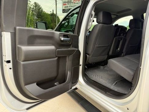 Used 2023 Chevrolet Silverado 2500 LT w/ Convenience Package AWD/4WD image 54