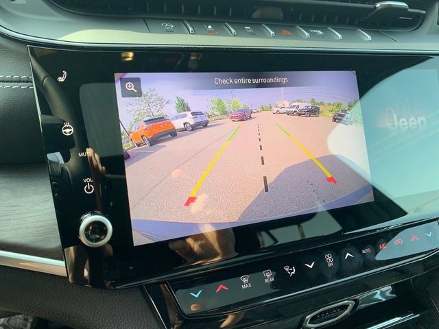 New 2027 Jeep Grand Cherokee Limited w/ Limited Altitude Package AWD/4WD image 21