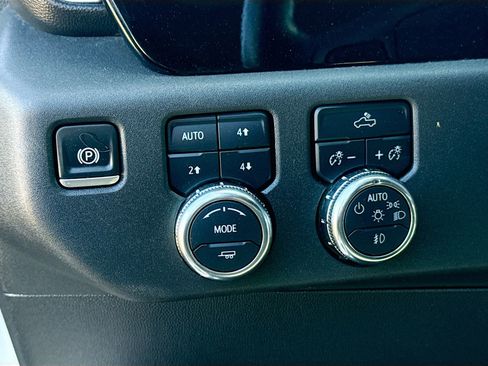 Used 2024 GMC Sierra 1500 Elevation w/ X31 Off-Road Package image 14