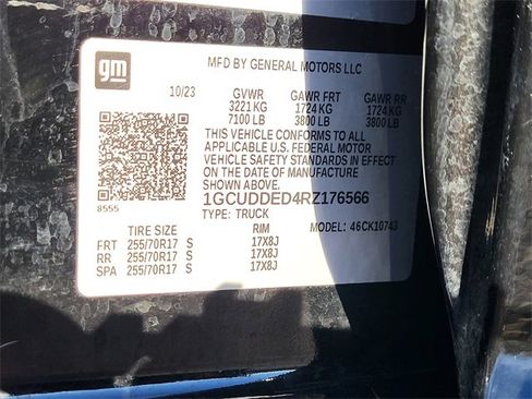 Used 2024 Chevrolet Silverado 1500 LT w/ Protection Package image 32