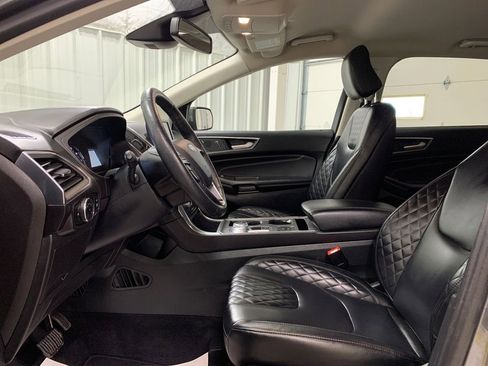 Used 2024 Ford Edge Titanium image 15