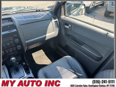 Used 2012 Ford Escape Limited AWD/4WD image 14