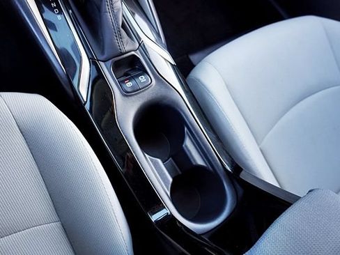 Used 2020 Toyota Corolla LE w/ Body Protection Package FWD image 30