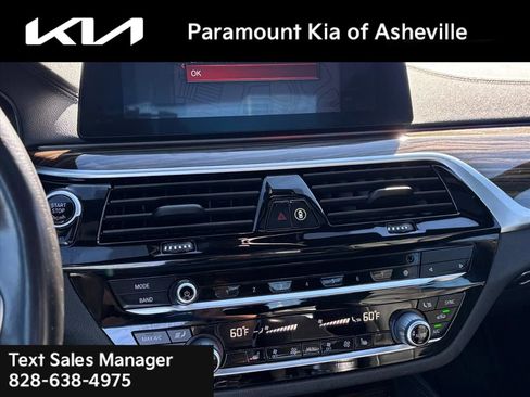 Used 2020 BMW 540i w/ M Sport Package image 11