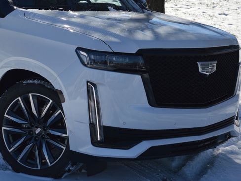 Used 2021 Cadillac Escalade Sport w/ Driver Assist Tech Package image 2