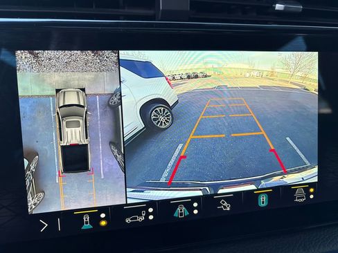 Certified 2023 GMC Sierra 1500 Denali w/ Technology Package image 33