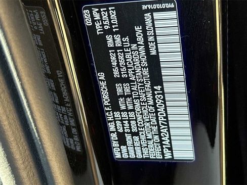 Used 2023 Porsche Cayenne image 39