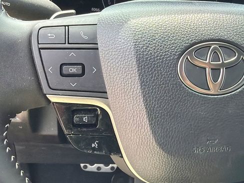 Used 2026 Toyota Camry SE FWD image 24