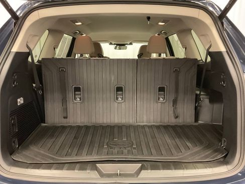 Used 2024 Subaru Ascent Premium w/ Convenience Package AWD/4WD image 38