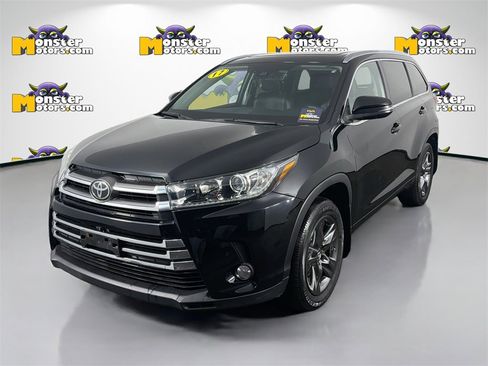 Used 2017 Toyota Highlander Limited image 1