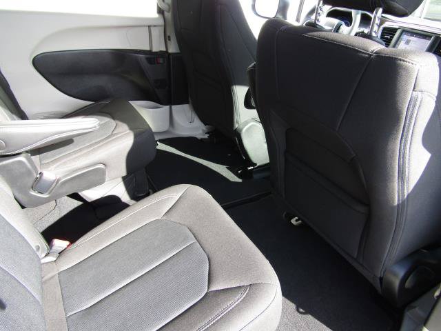 Used 2023 Chrysler Voyager LX FWD image 14