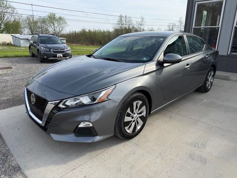 Used 2019 Nissan Altima 2.5 S image 3