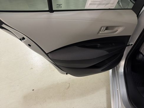 Used 2026 Toyota Corolla LE FWD image 23