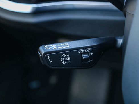 New 2025 Audi Q3 2.0T Premium image 41