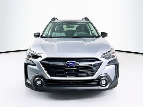 Used 2025 Subaru Outback Premium w/ Popular Package #1 image 5