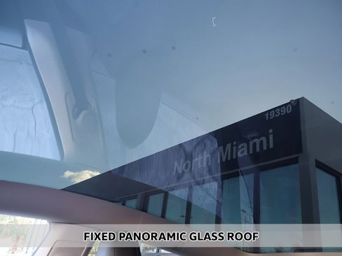 Used 2023 Tesla Model Y Long Range image 4