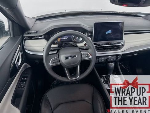 Used 2024 Jeep Compass Limited image 21