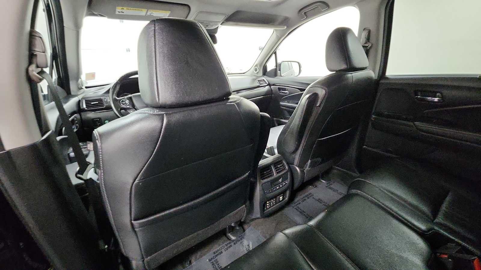 Used 2018 Honda Pilot Touring image 27