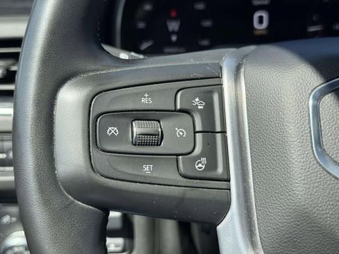 Used 2023 GMC Yukon XL SLT w/ SLT Premium Package AWD/4WD image 23