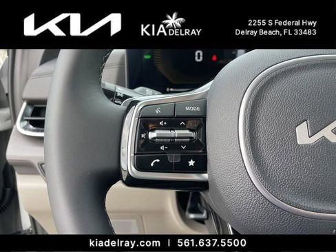 New 2026 Kia Carnival EX FWD image 27