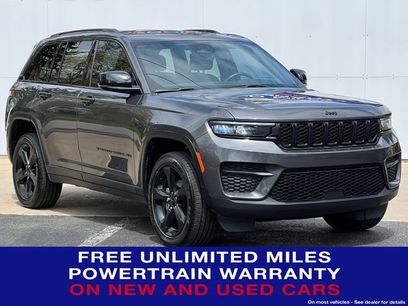 Used 2024 Jeep Grand Cherokee Altitude