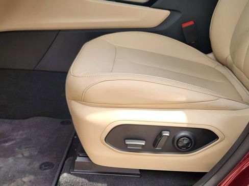 New 2026 Jeep Grand Cherokee L Limited RWD image 15