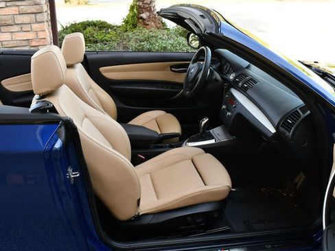 Used 2013 BMW 135i Convertible image 57