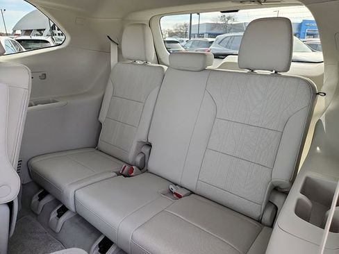 New 2026 Buick Enclave Avenir w/ Super Cruise Package image 7