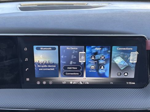 New 2026 Nissan Kicks SR w/ SR Premium Package FWD image 16