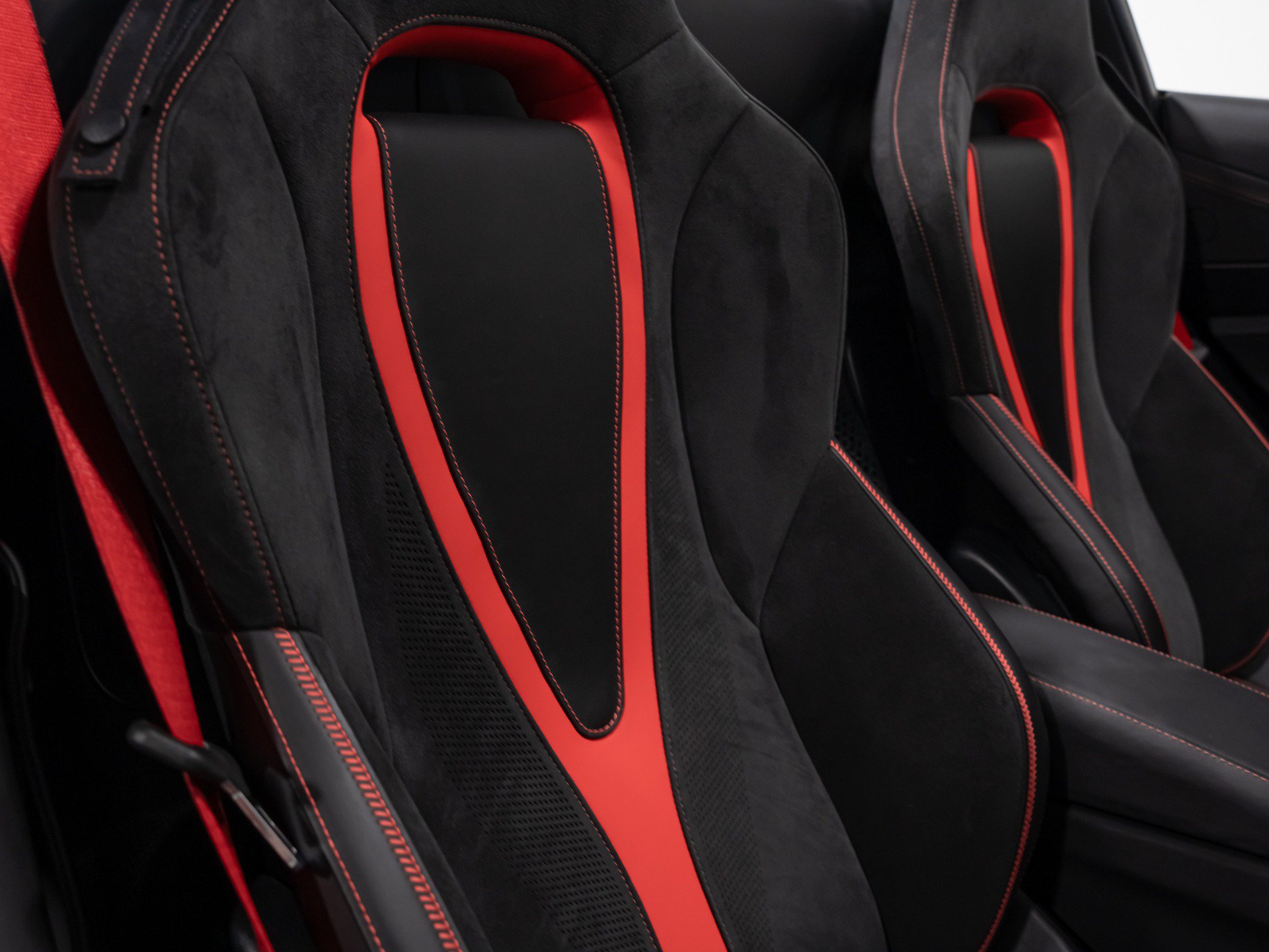 Used 2021 McLaren 720S Performance RWD image 74