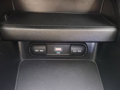 Used 2022 Kia Forte LXS w/ LXS Technology Package image 30