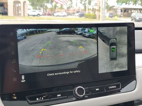 New 2025 Mitsubishi Outlander SEL image 28