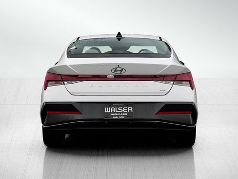 New 2026 Hyundai Elantra Limited image 5