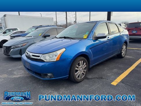 Used 2010 Ford Focus SEL image 1