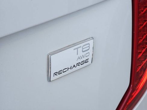 Used 2022 Volvo XC90 T8 Inscription w/ Advanced Package image 10