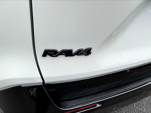 Certified 2025 Toyota RAV4 XSE image 30