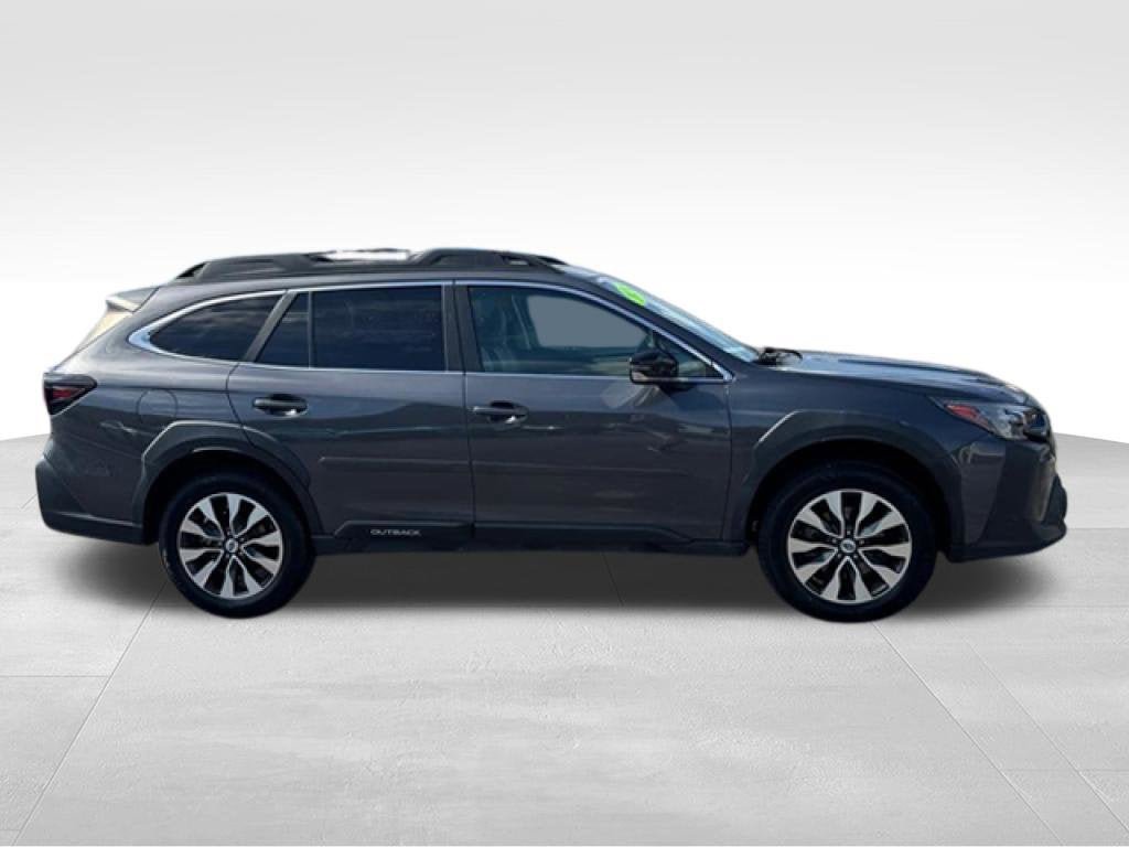 Used 2024 Subaru Outback Limited AWD/4WD image 9