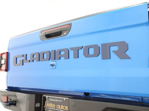 Used 2023 Jeep Gladiator Rubicon w/ LED Lighting Group image 71