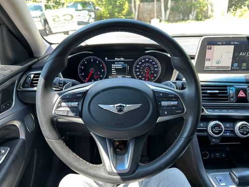 Used 2020 Genesis G70 2.0T w/ Prestige Package AWD/4WD image 14