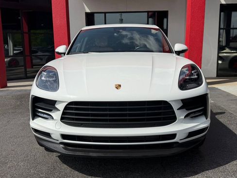 Used 2020 Porsche Macan w/ Driver Memory Package AWD/4WD image 3