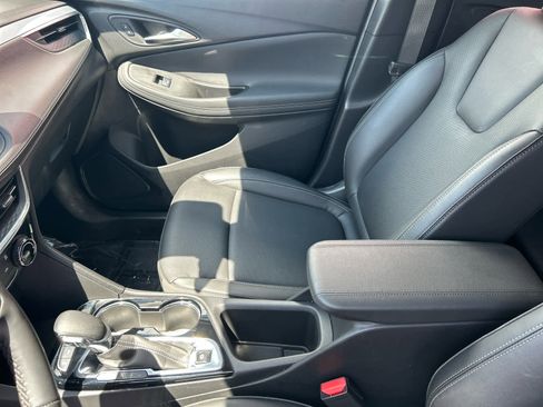 Used 2024 Buick Encore GX Sport Touring image 27