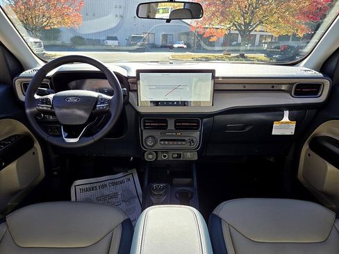 New 2025 Ford Maverick Lariat w/ 4K Tow Package image 12