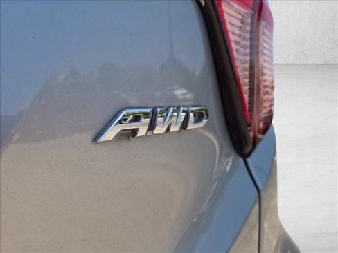 Used 2018 Honda HR-V EX image 14