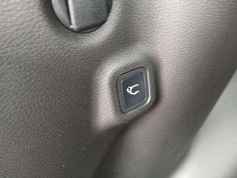 New 2026 Jeep Compass Latitude image 29