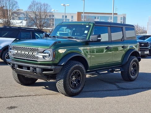 Used 2023 Ford Bronco Badlands w/ Sasquatch Package image 5