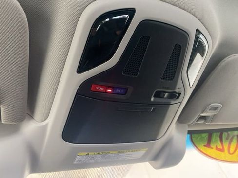 Used 2021 Subaru Legacy Premium image 16