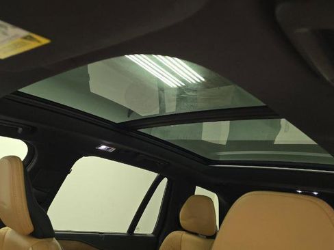 Used 2019 Volvo XC90 T6 Inscription w/ Protection Package Premier image 12