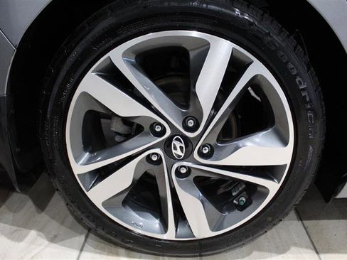 Used 2014 Hyundai Elantra Limited FWD image 13